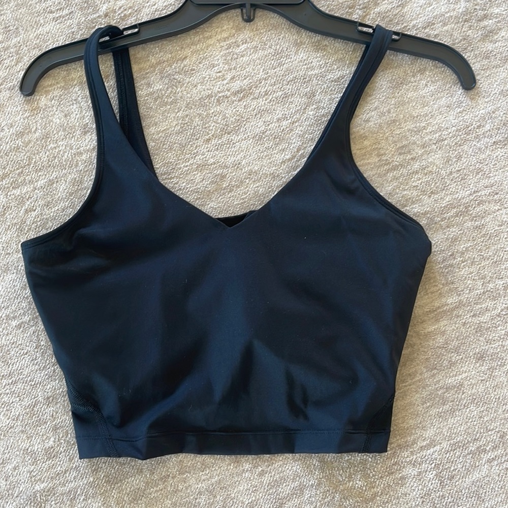 Black Crop Tanktop!